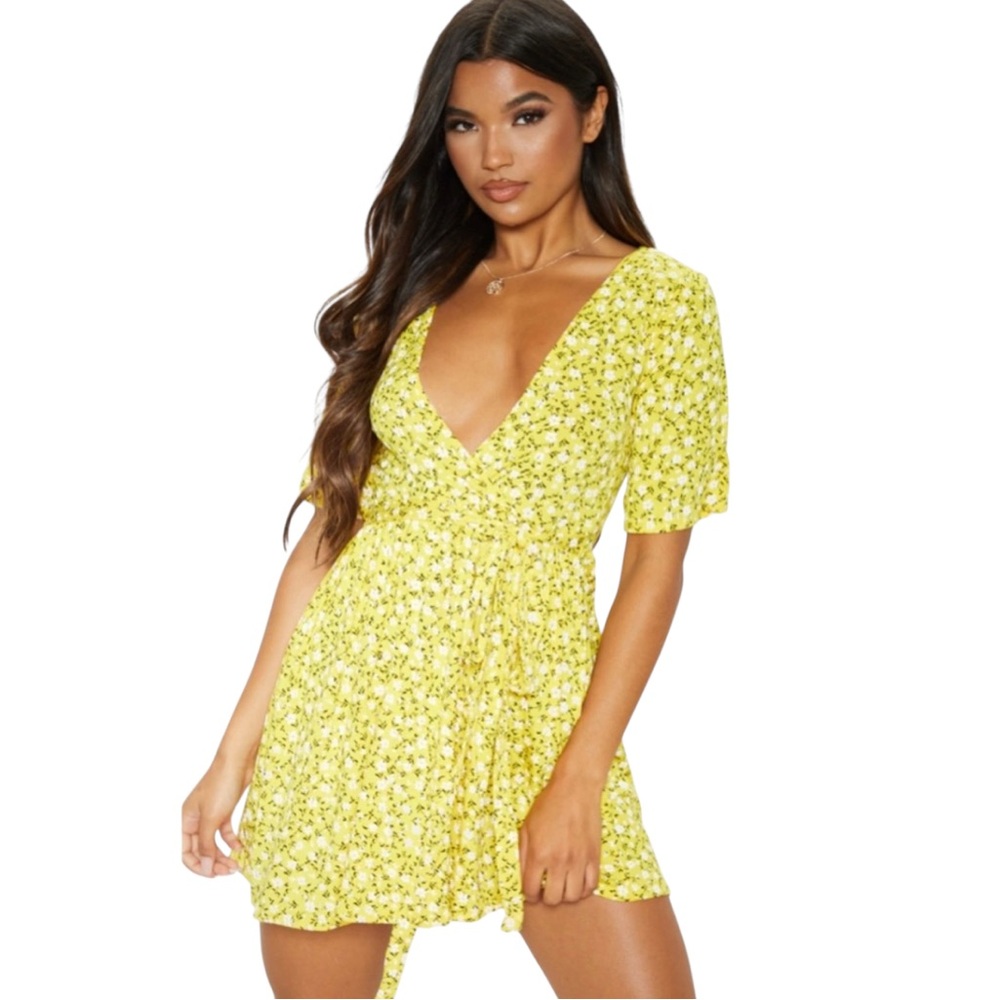 PrettyLittleThing Yellow Floral Flutter Sleeve Wrap Mini Dress Size 10 EUC